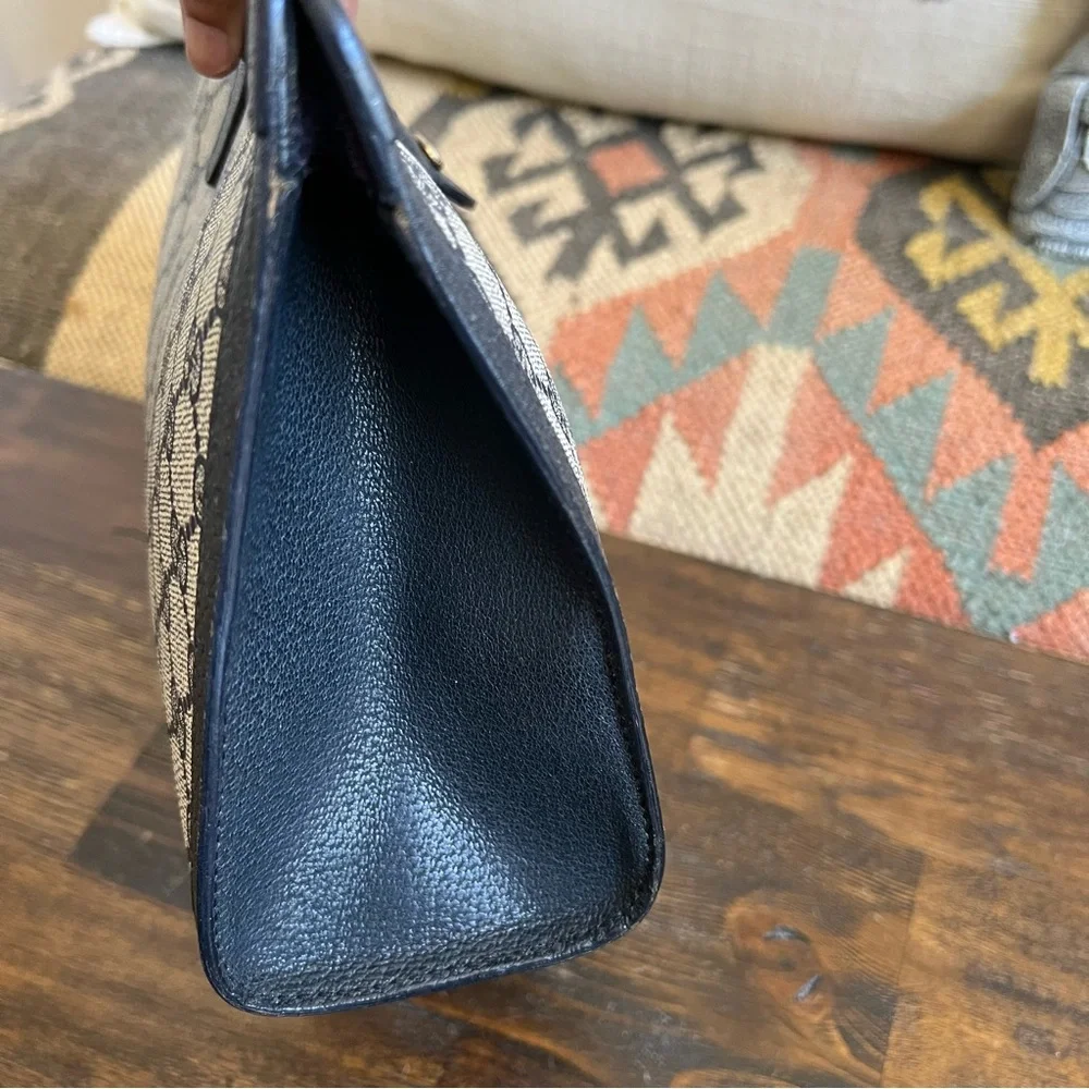 GUCCI Vintage Sherry Line Navy/Gary Monogram Clutch